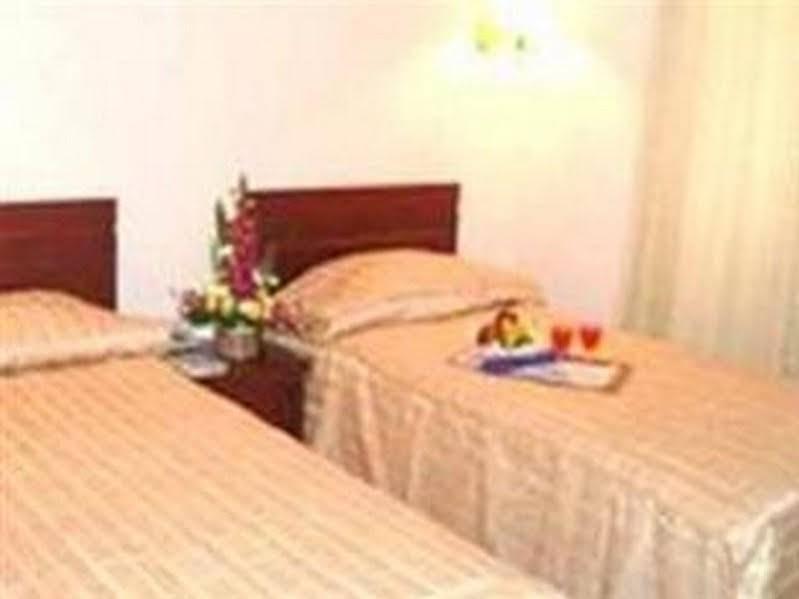 Hotel Bumi Asih Padangsidimpuan Batubelubang Buitenkant foto